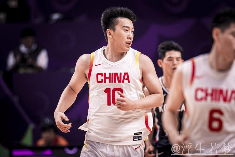 王俊杰16分闪耀全场 中国男篮热身赛再取胜 王俊杰16分闪耀全场 中国男篮热身赛再取胜